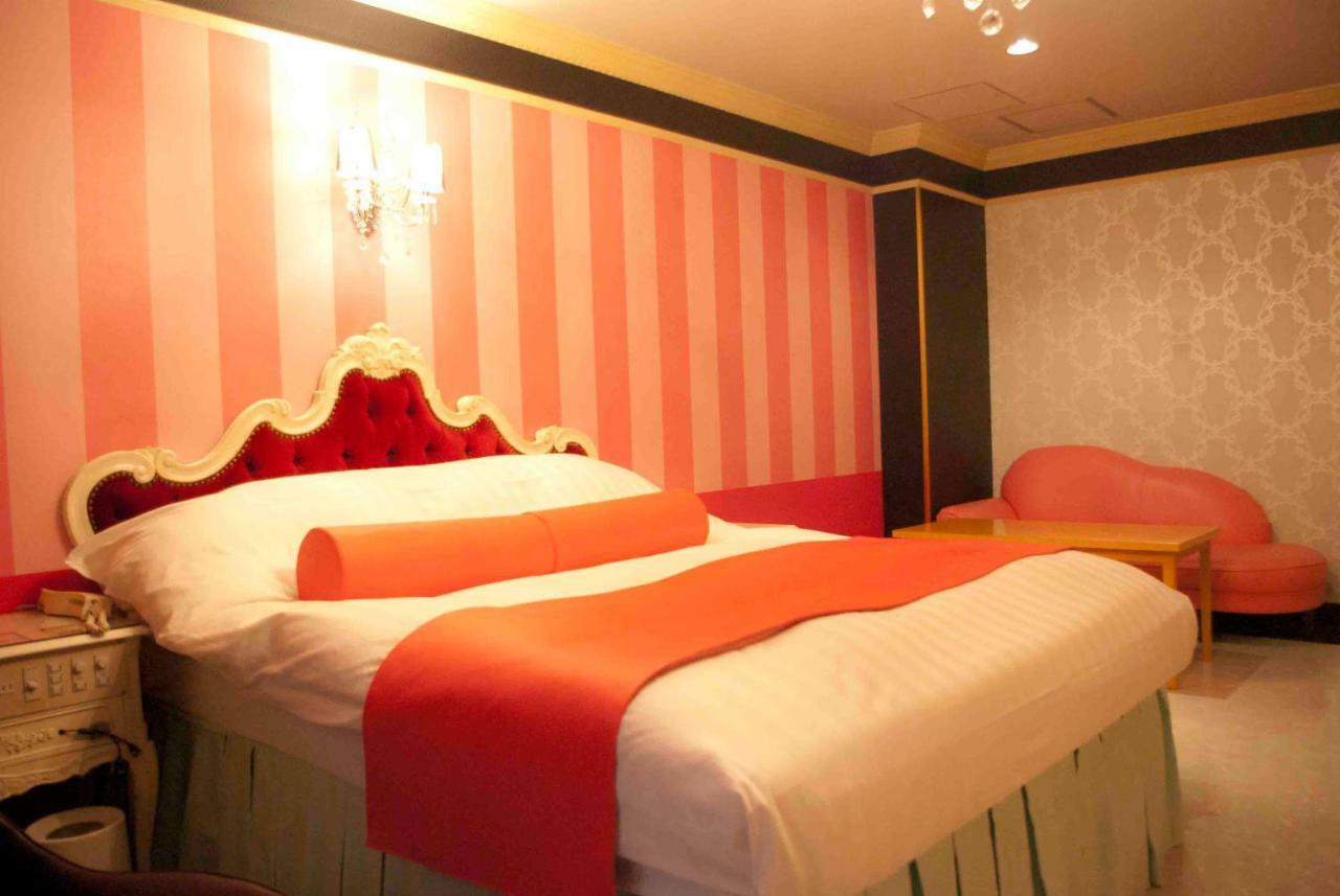 Hotel Casa De Francia Yokohama (Adults Only) Buitenkant foto