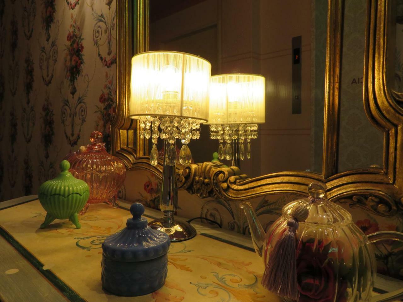 Hotel Casa De Francia Yokohama (Adults Only) Buitenkant foto